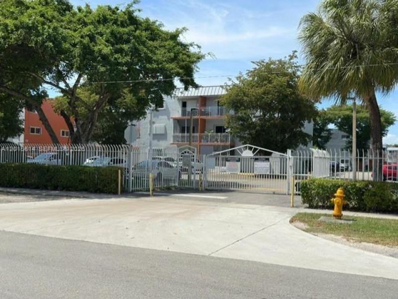 Property photo # 0