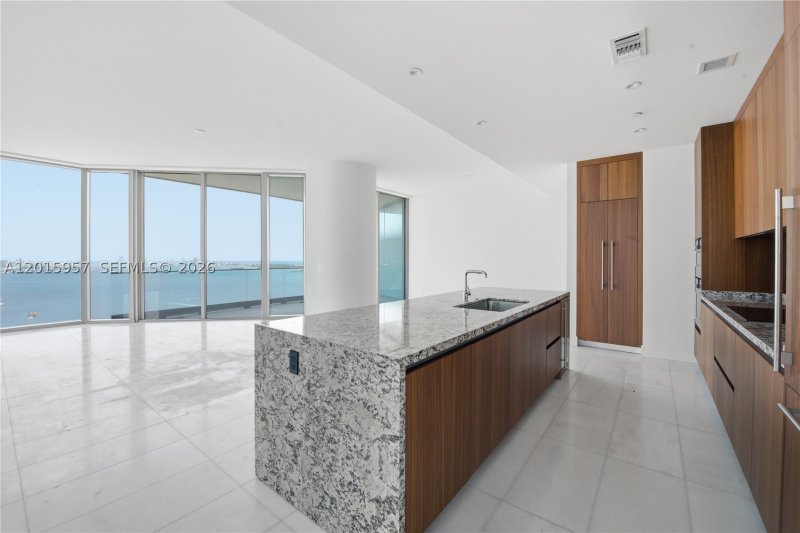 Apartment for rent at Una Residences at Brickell 3104