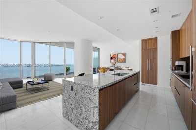 Una Residences at Brickell Apt #3104