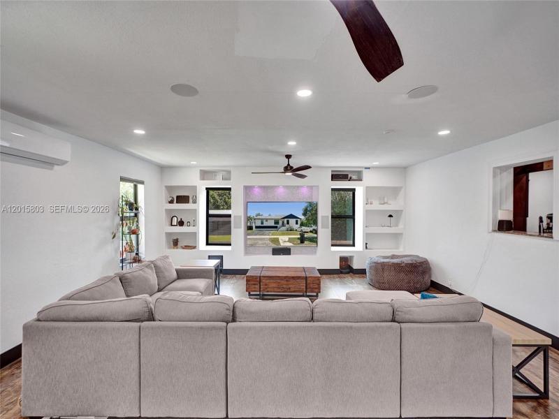 Property photo # 7