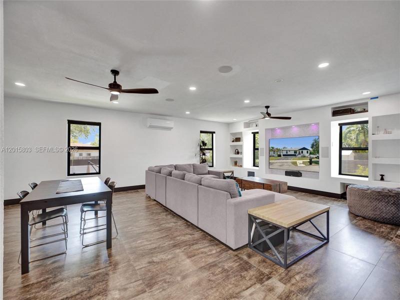 Property photo # 4