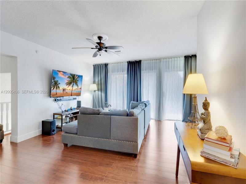 Property photo # 7