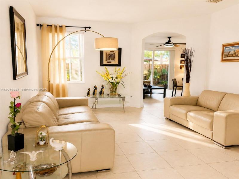 Property photo # 2