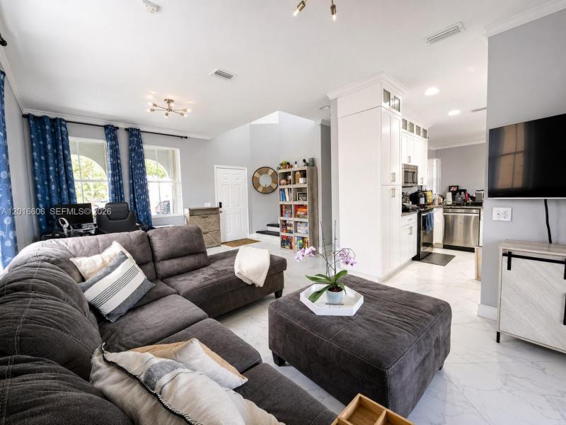 Property photo # 3