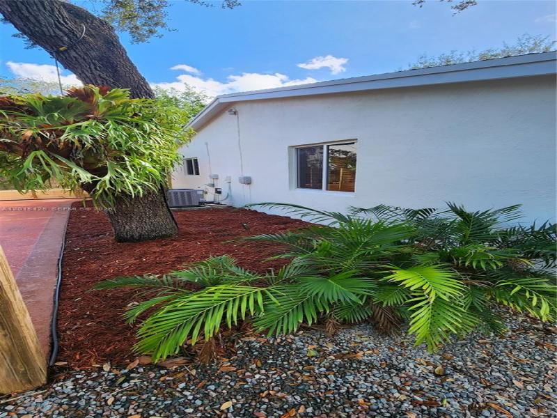 Property photo # 8