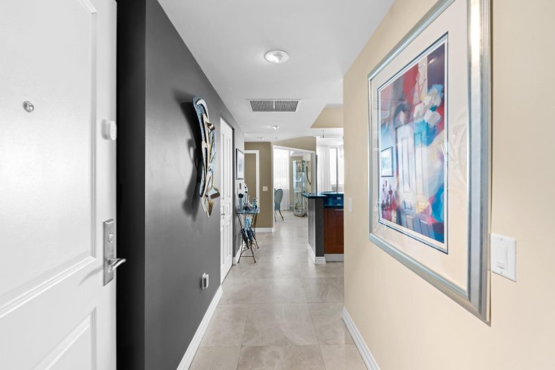 Condo for sale at 350 Las Olas Place 1870
