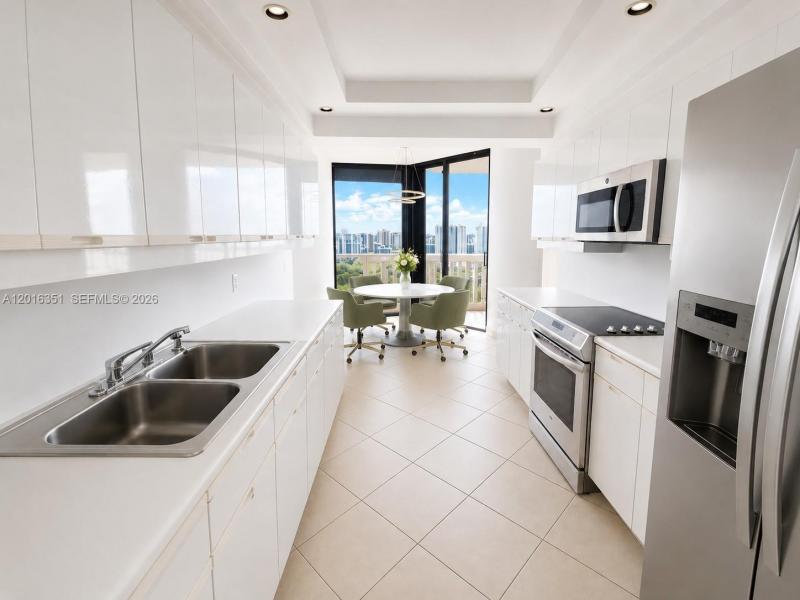 Property photo # 4
