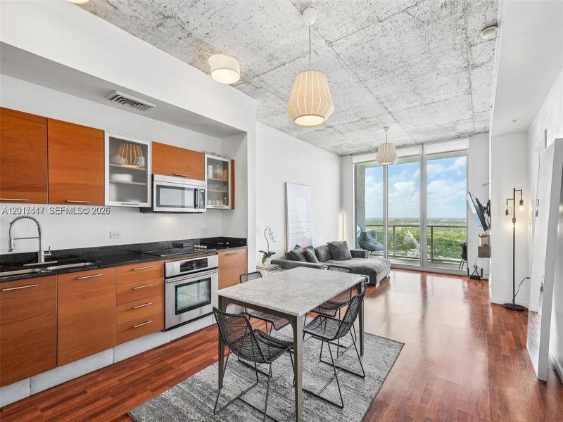 Property photo # 9