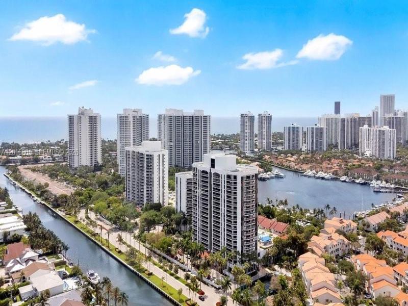 Harbor Tower at Waterways Apt #1801