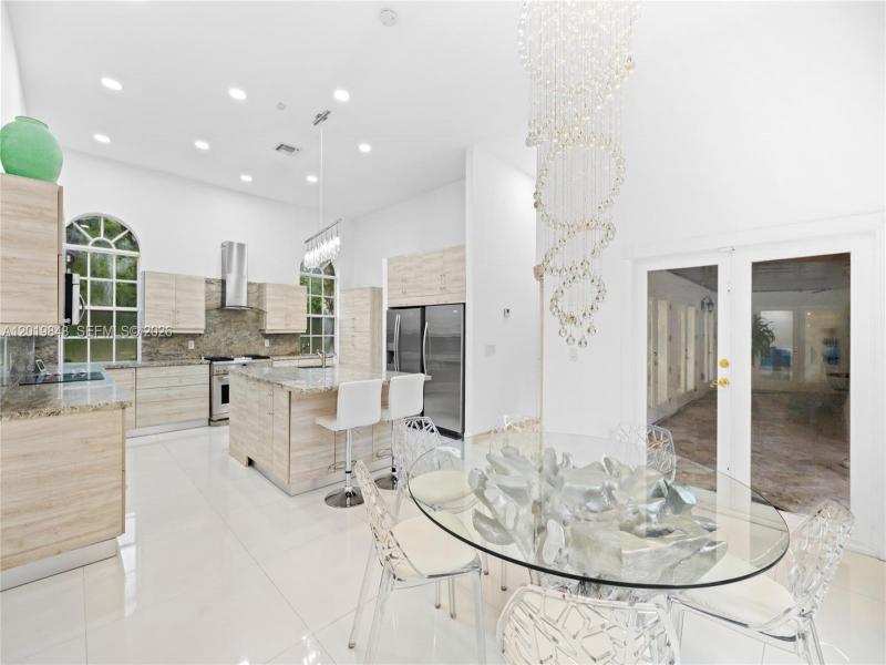 Property photo # 6