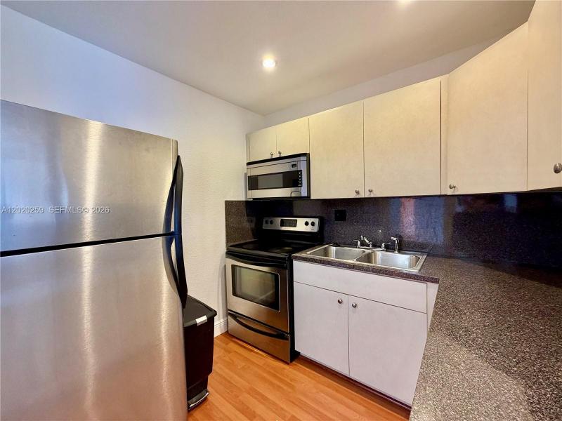 Property photo # 4