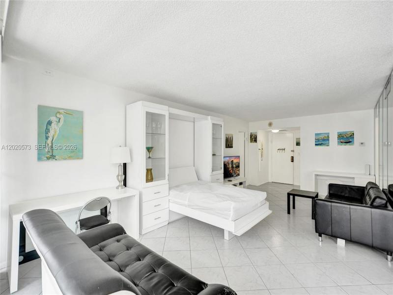 Comprar apartamento en Winston Towers 1611