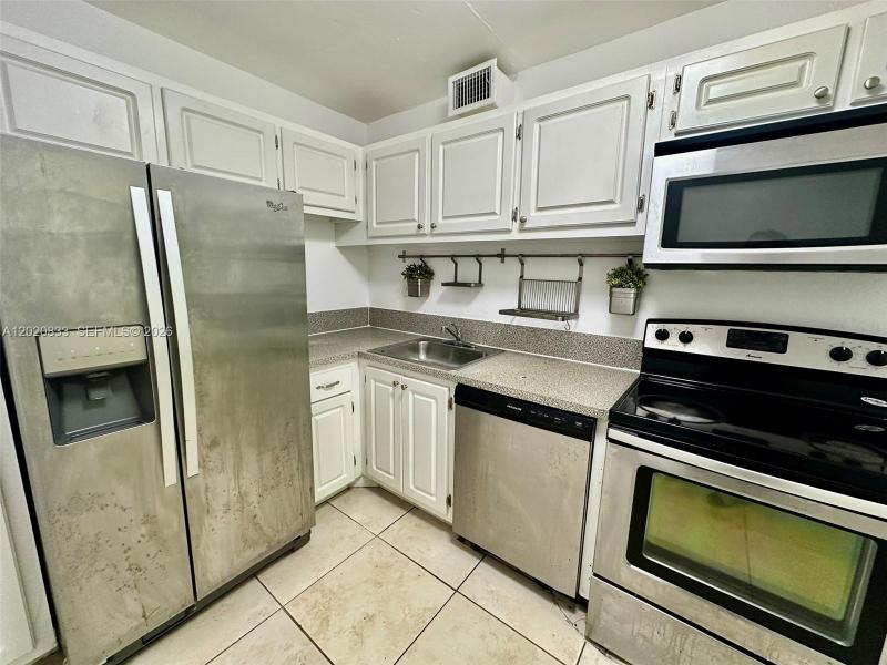 Property photo # 6