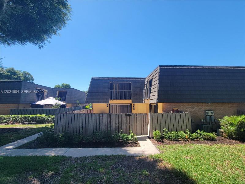 Property photo # 8