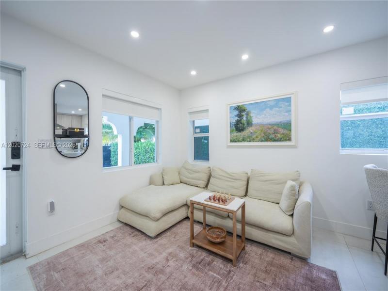 Property photo # 6