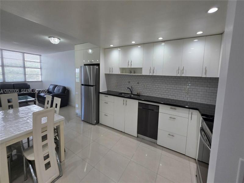 Property photo # 4