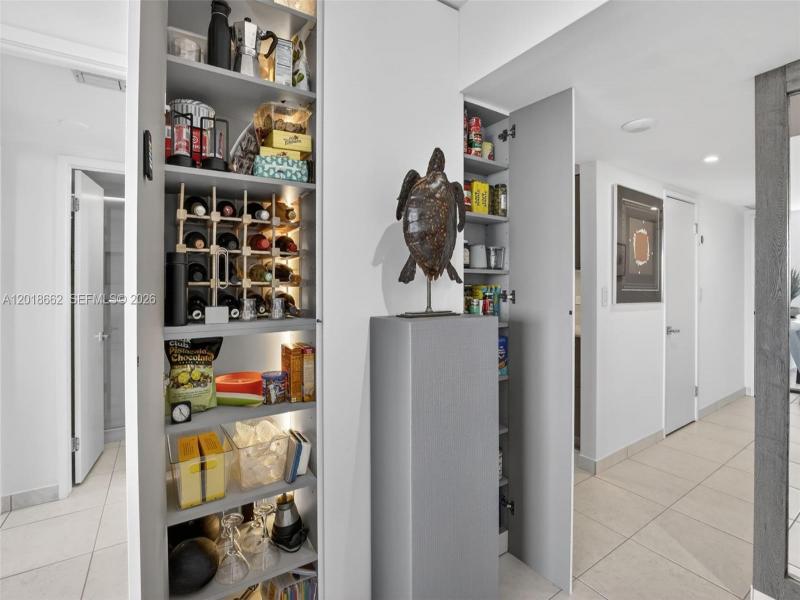 Condo for sale at Waterview 1431
