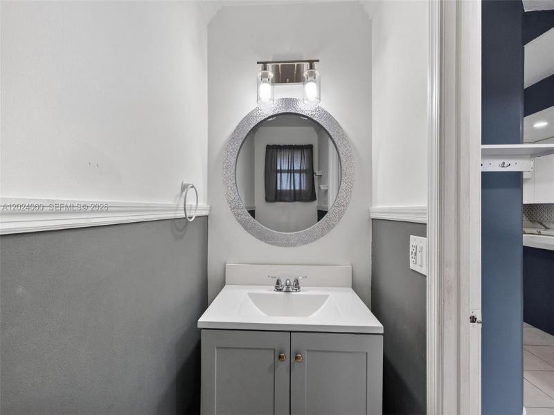 Property photo # 8