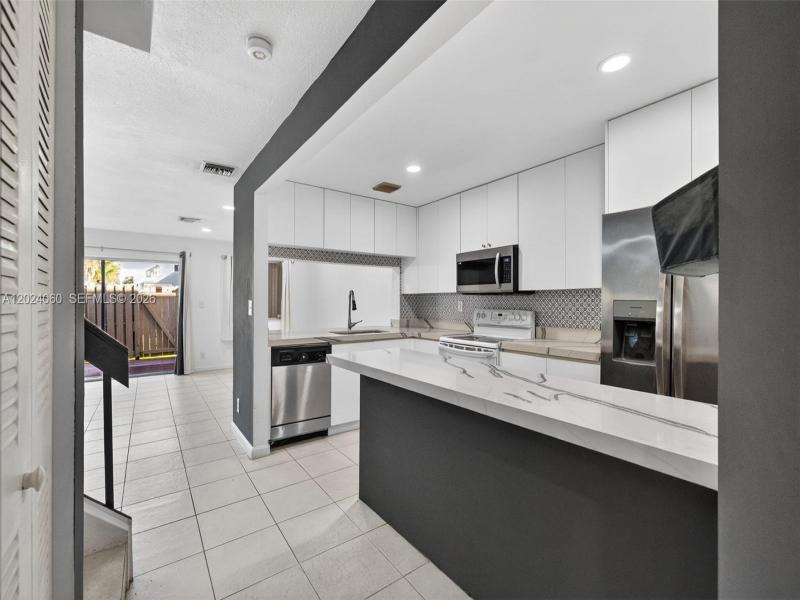 Property photo # 7