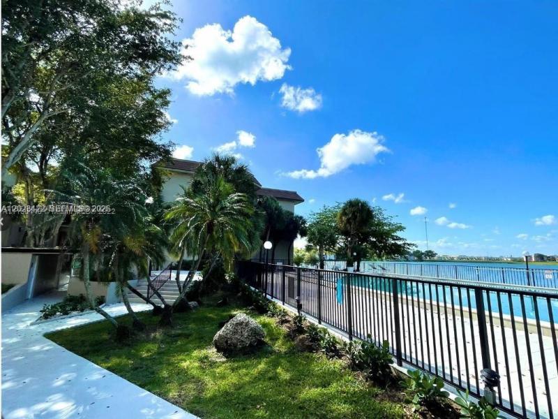 Property photo # 9