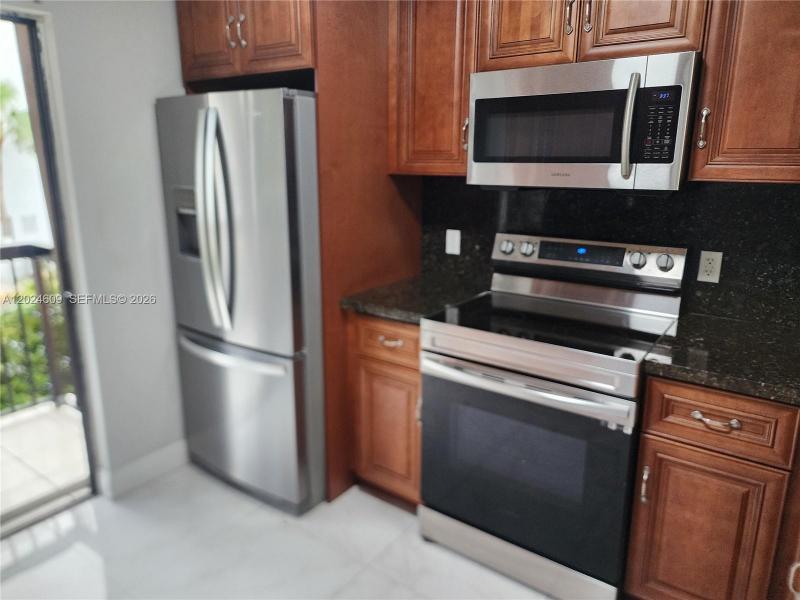 Property photo # 6