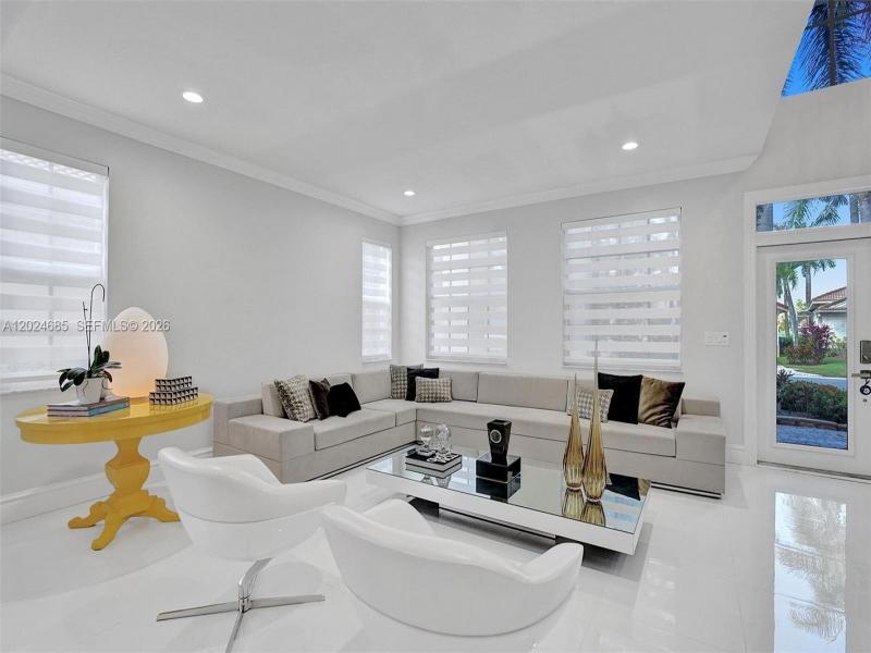 Property photo # 8