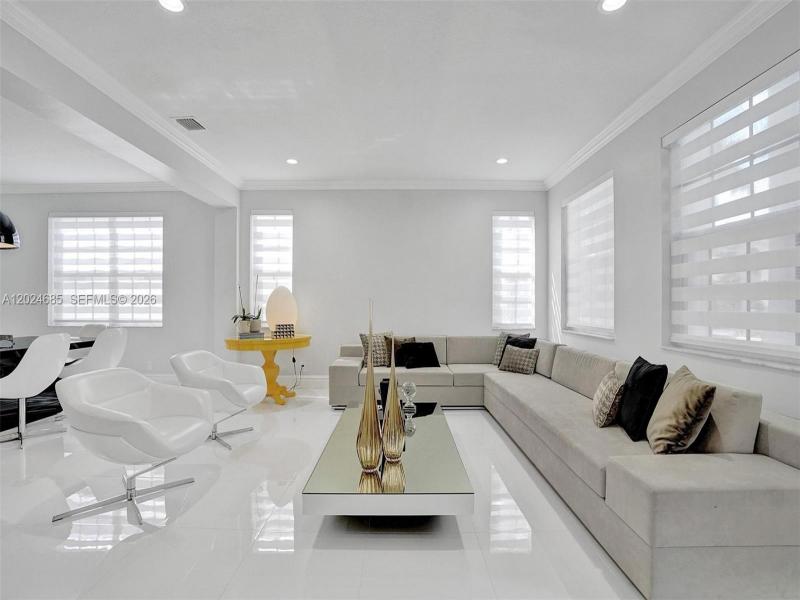 Property photo # 7