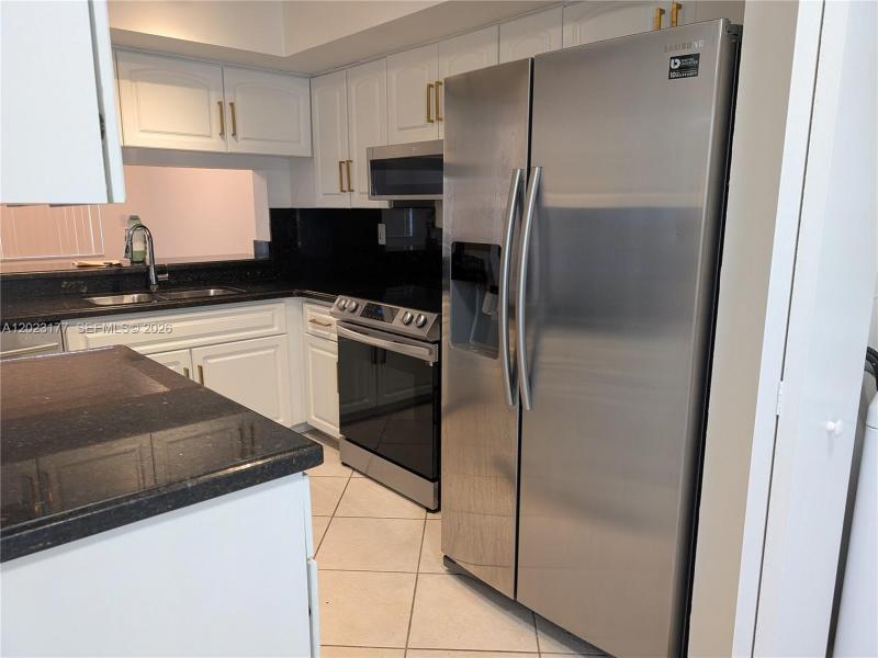 Property photo # 4