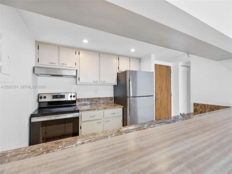 Property photo # 6