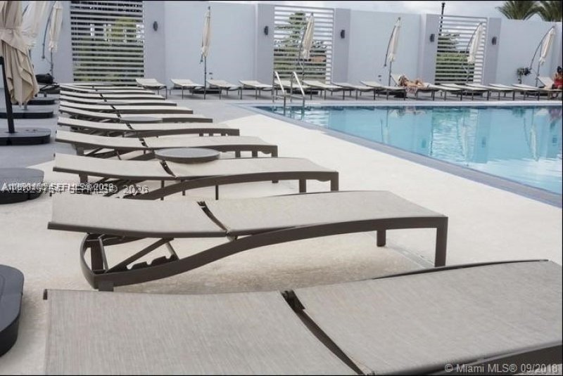 Apartment for rent at One Fifty One at Biscayne 506