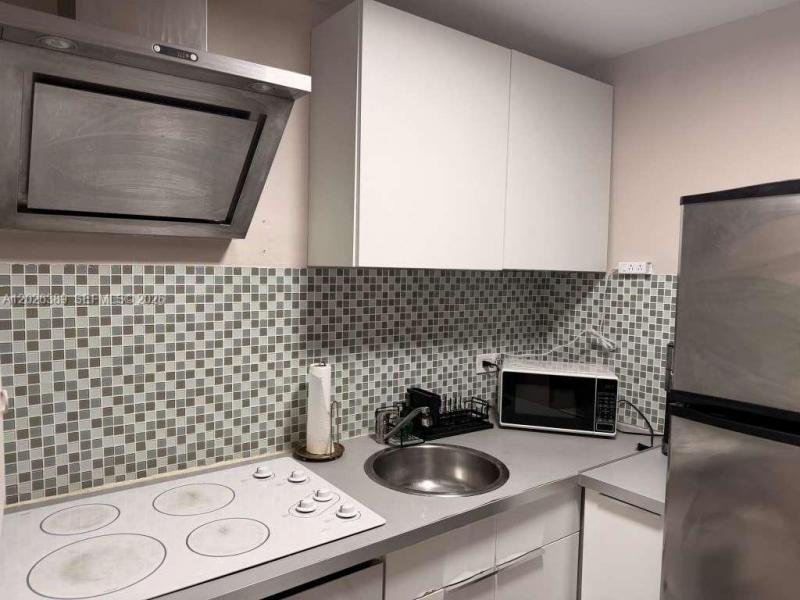 Alquiler de apartamento en Bayshore Yacht Tennis Club 411
