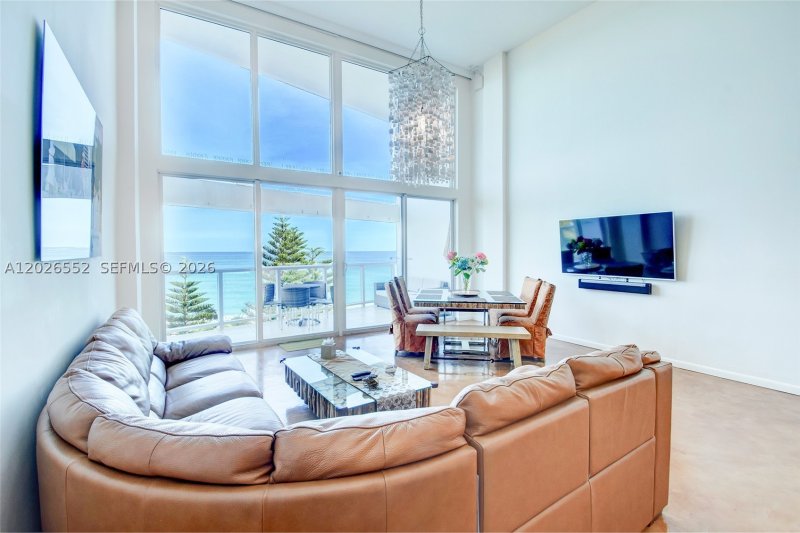 Comprar apartamento no Castle Beach Club P2
