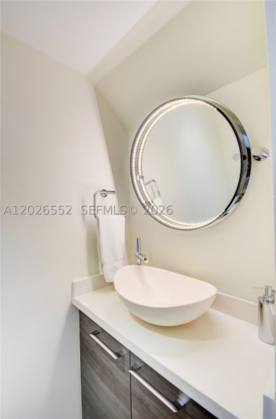 Comprar apartamento no Castle Beach Club P2