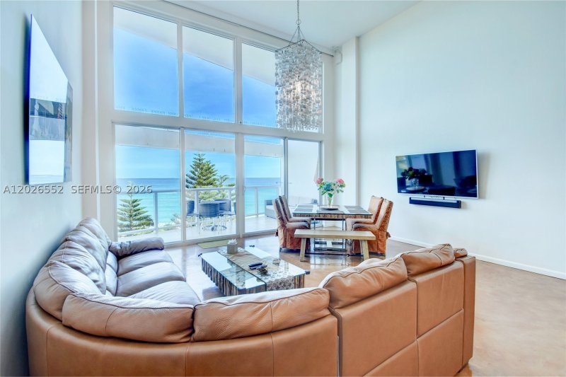 Comprar apartamento no Castle Beach Club P2