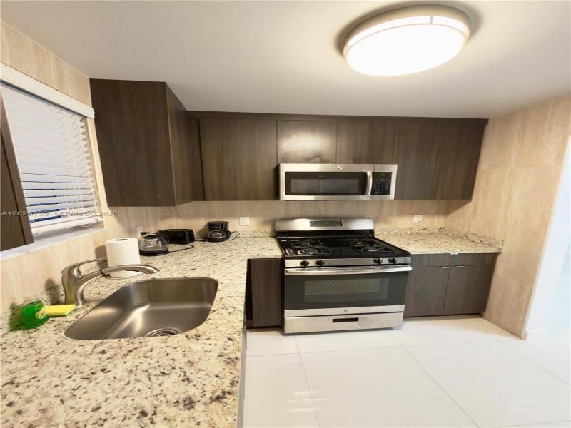 Property photo # 6
