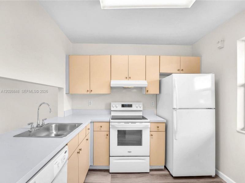 Property photo # 8