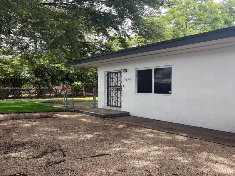 Property photo # 9