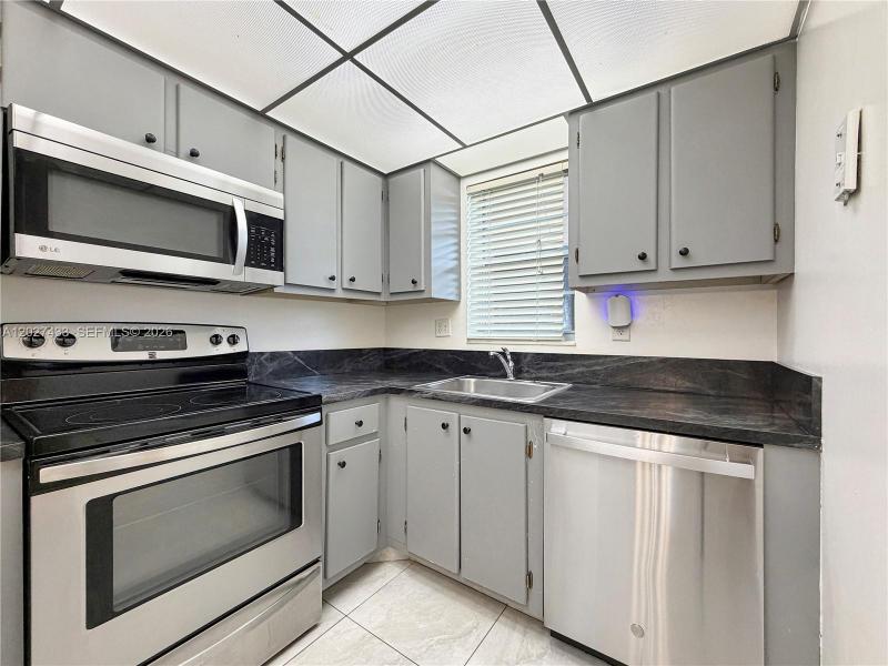 Property photo # 8
