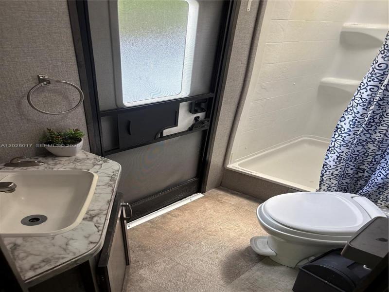 Property photo # 9