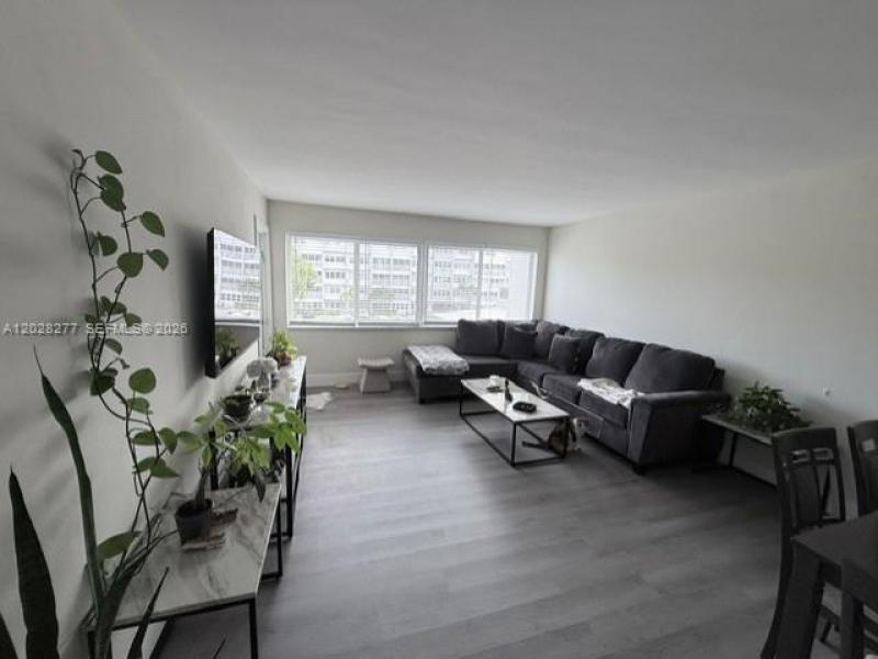 Property photo # 2