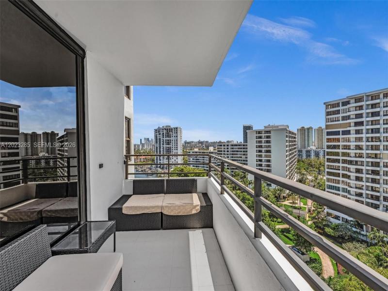 Condo for sale at Olympus Condo 1514