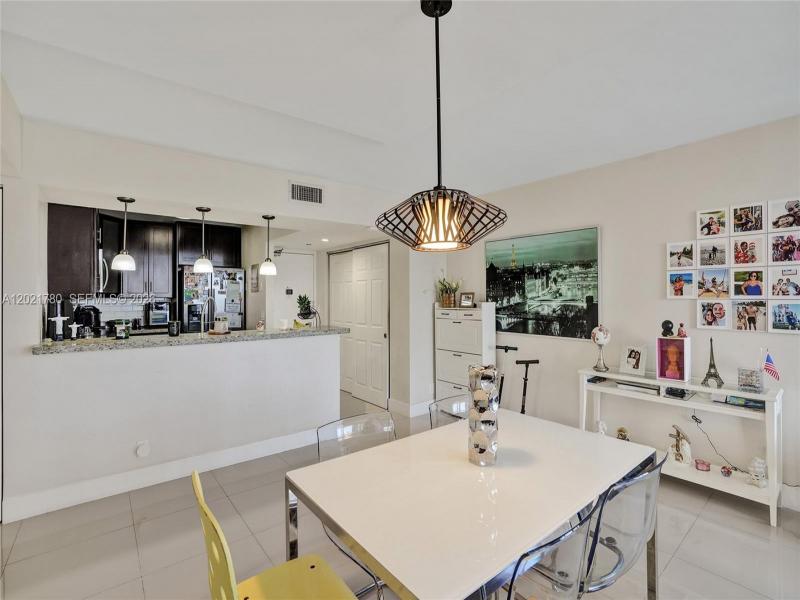 Condo for sale at Coronado I 809