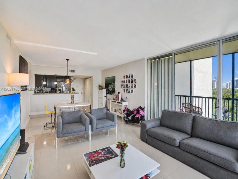 Condo for sale at Coronado I 809