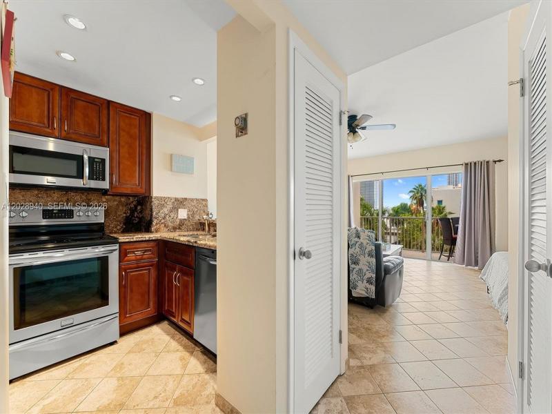 Condo for sale at The Hemispheres 3L