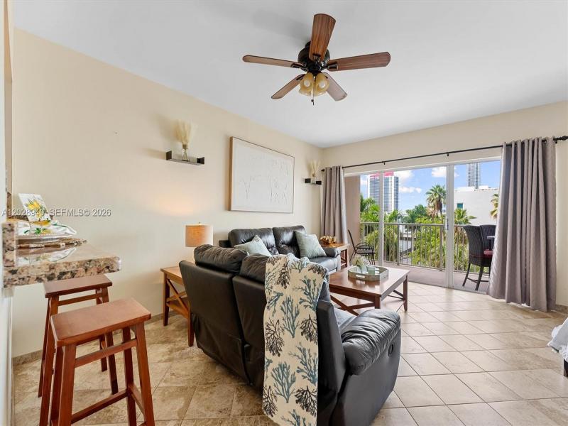Condo for sale at The Hemispheres 3L