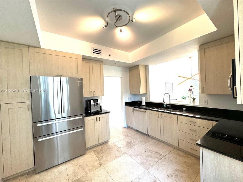 Property photo # 9