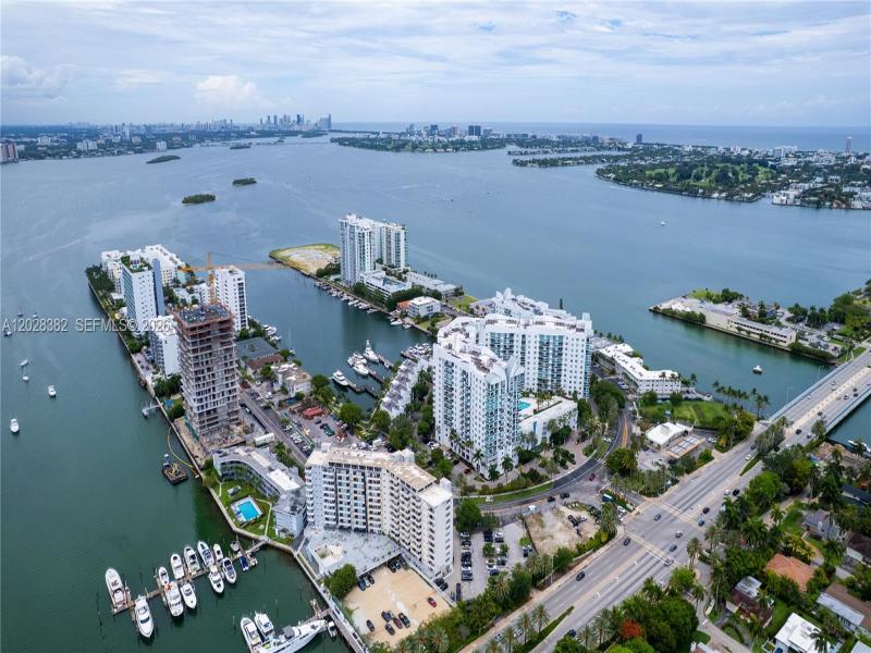 Comprar apartamento en Bayshore Yacht Tennis Club 810
