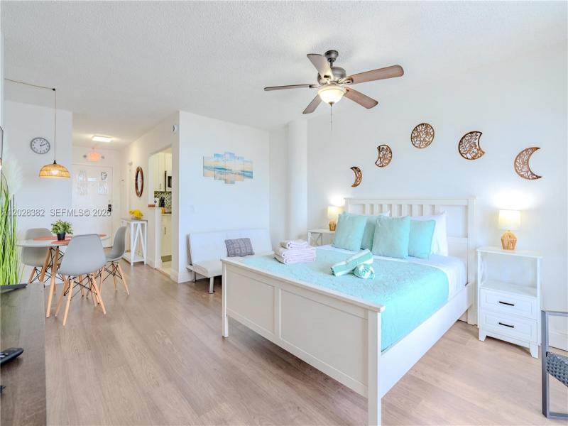 Comprar apartamento en Bayshore Yacht Tennis Club 810