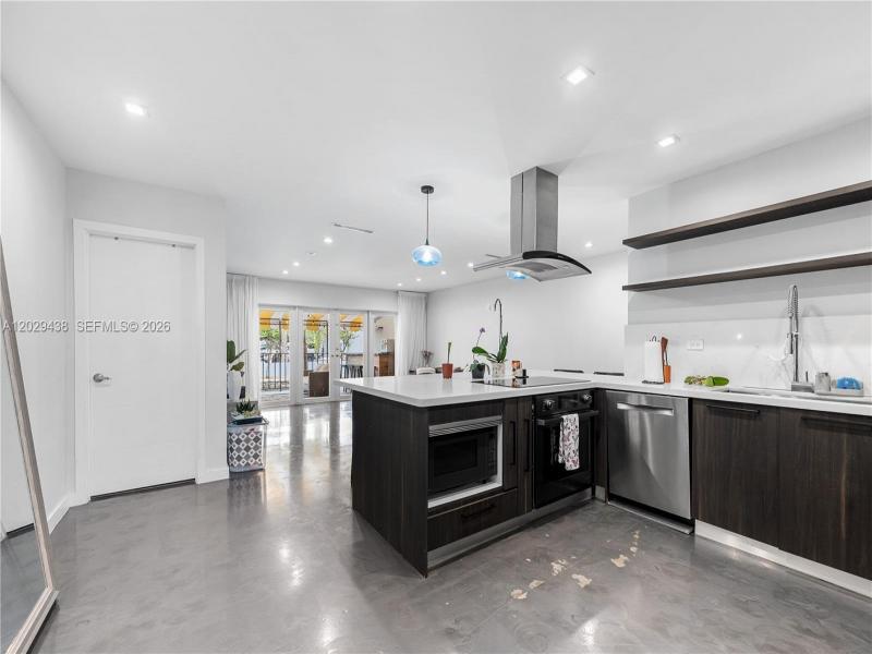 Property photo # 9