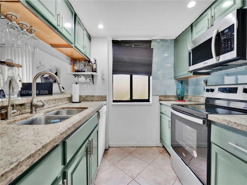 Property photo # 4
